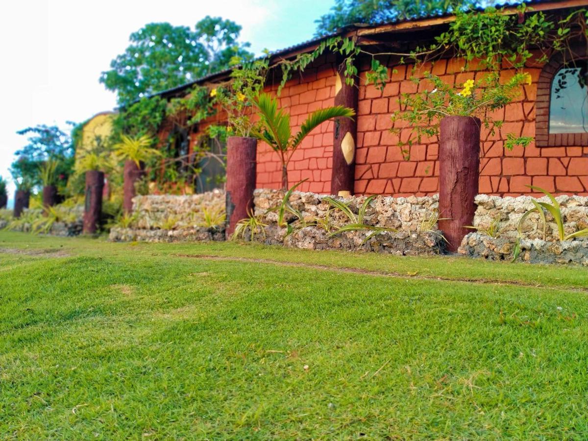 Hotel Kamp Aninipot à Siquijor Extérieur photo